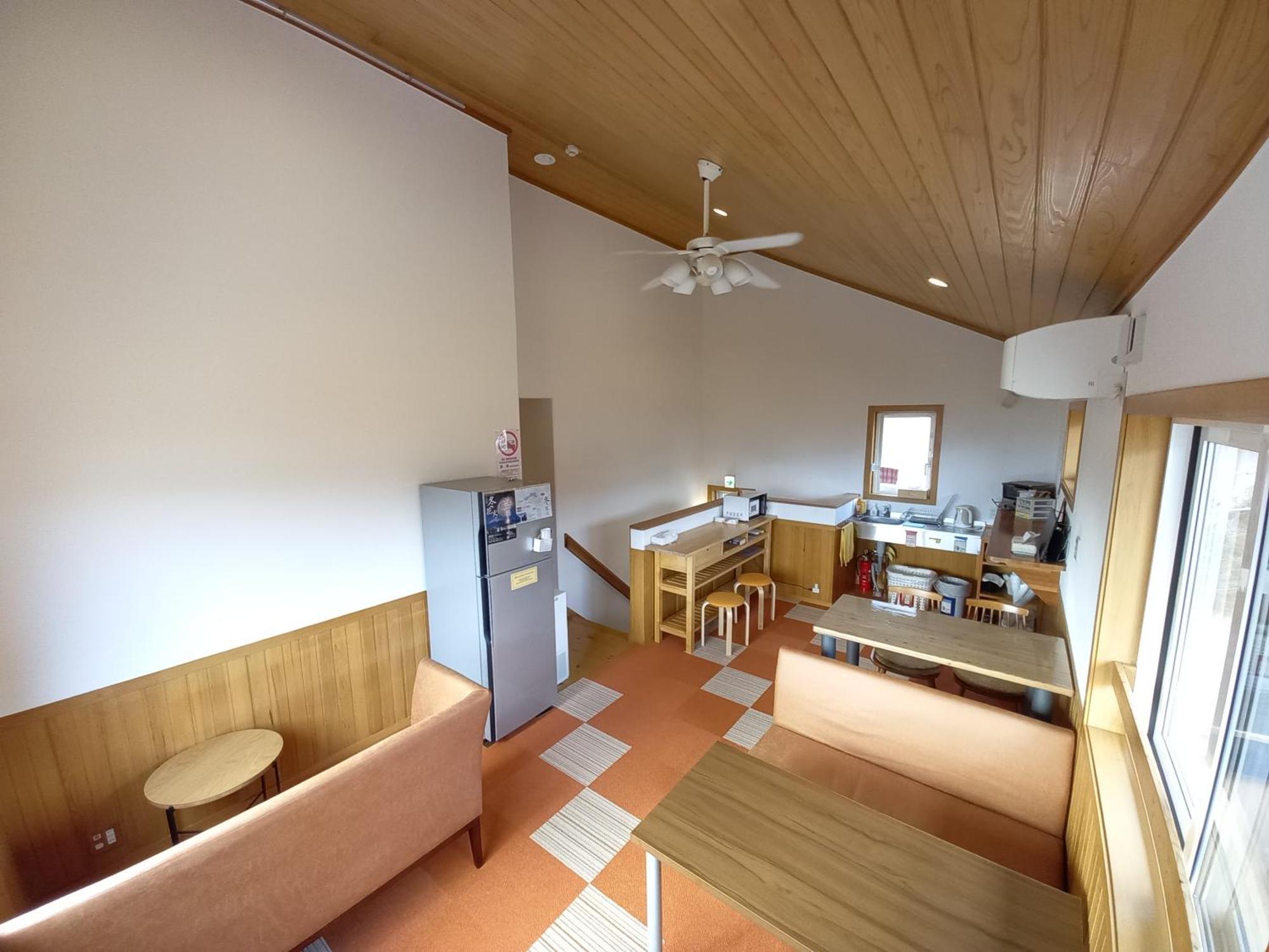 Orange Cabin Inn Far From Station Fujikawaguchiko Εξωτερικό φωτογραφία